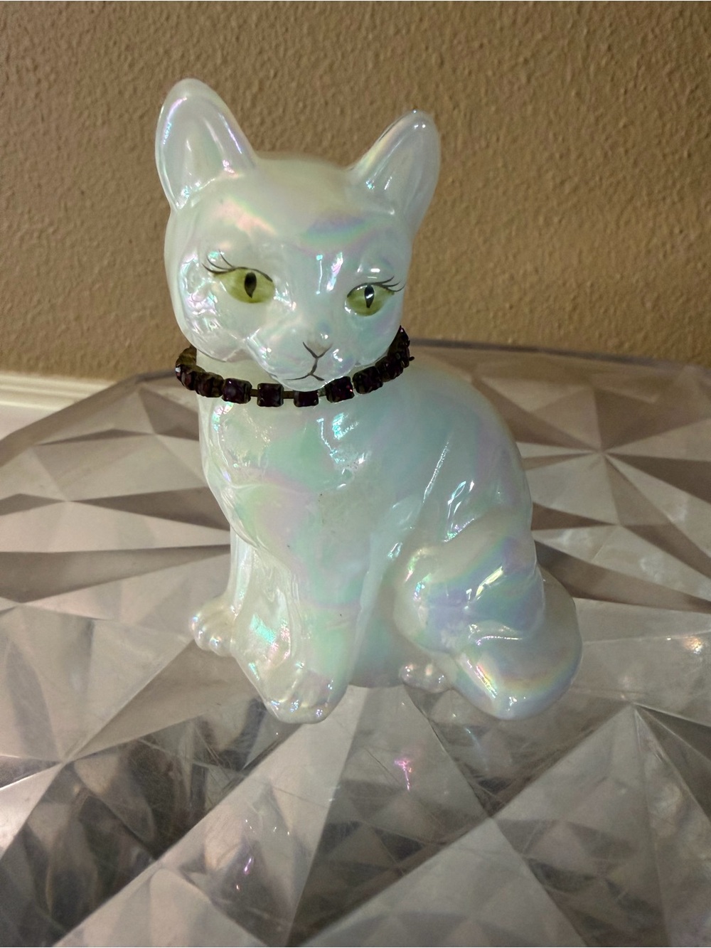 Fenton White Iridescent Green Eyed Jewel Collar Cat Figurine